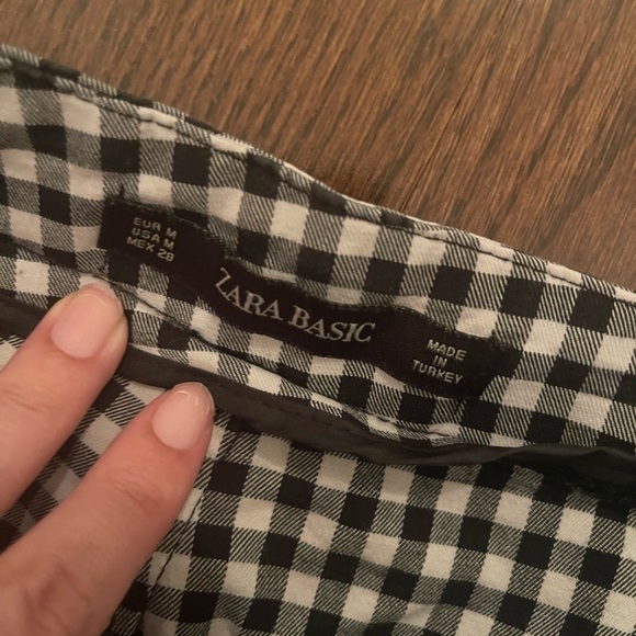 Zara Pants - Picture 3 of 4
